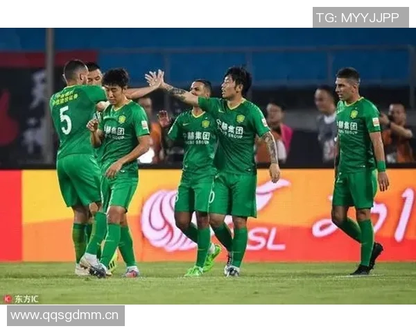 上海排球队在城市联赛中以90分稳居积分榜首位，争冠形势乐观